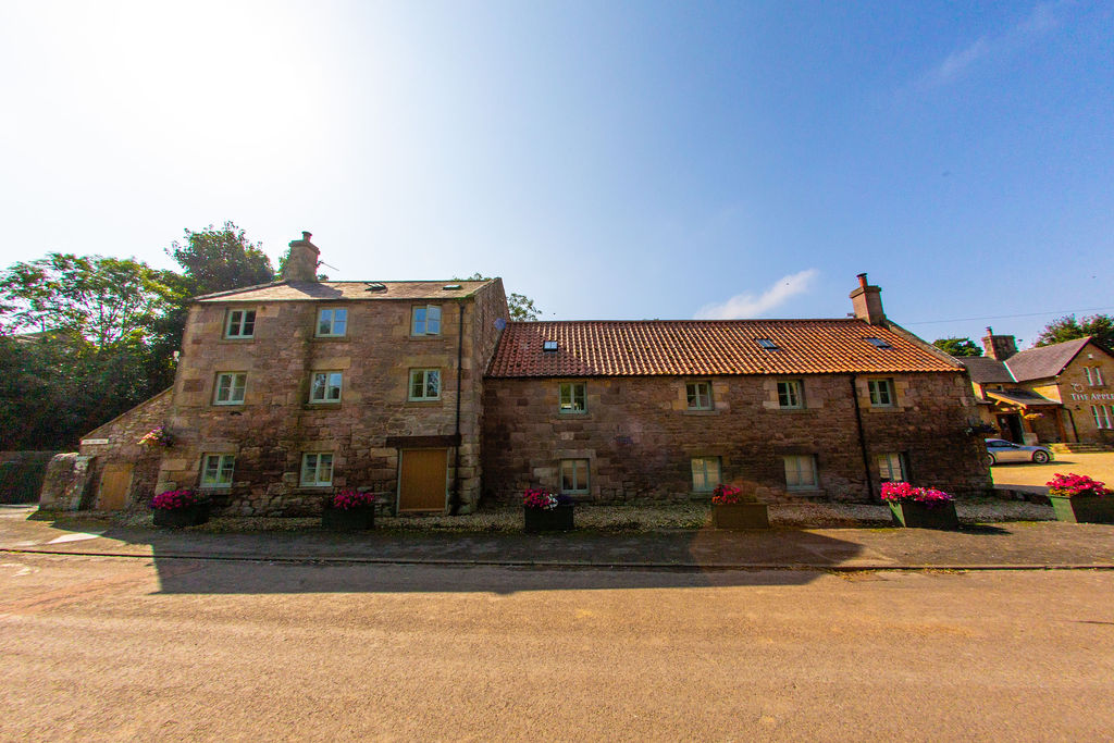 Old Mill & Millstone Cottage 2